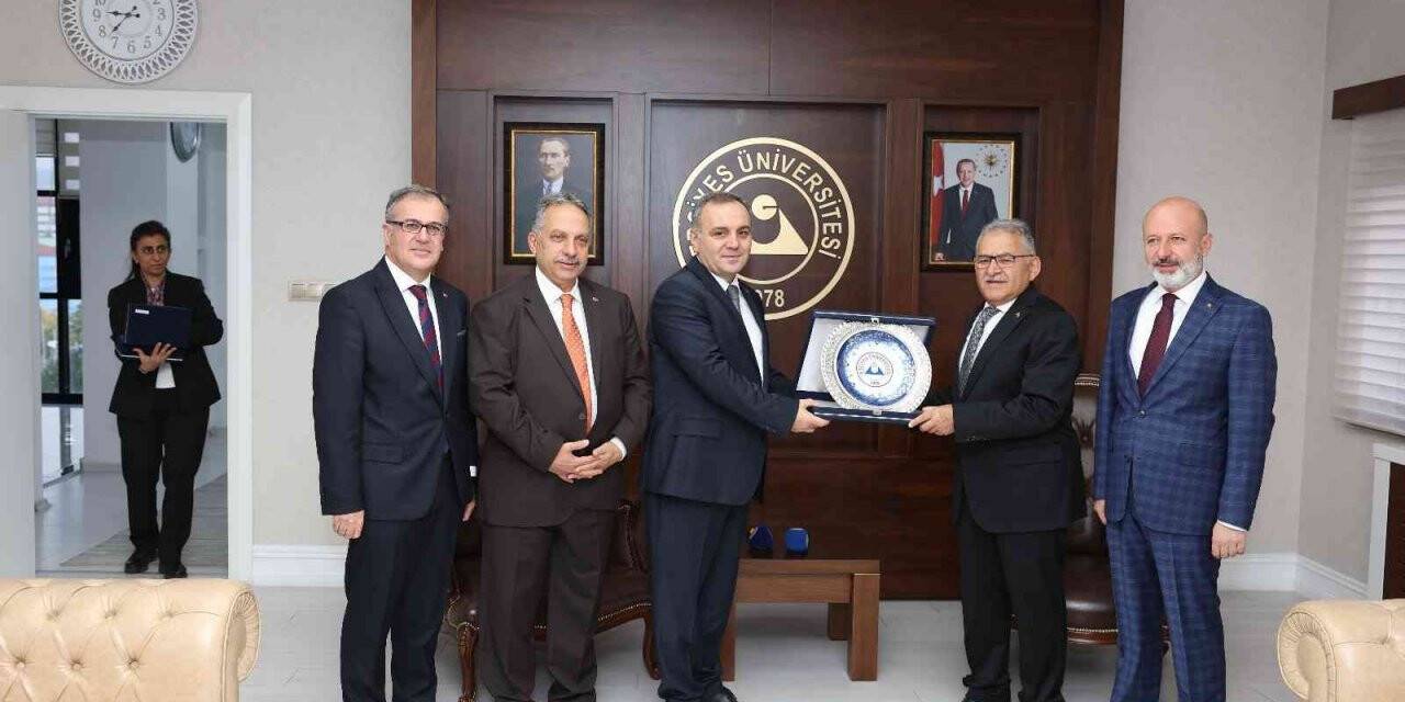 Başkan Büyükkılıç ile başkanlardan yükseköğretim kurumlarına ziyaret