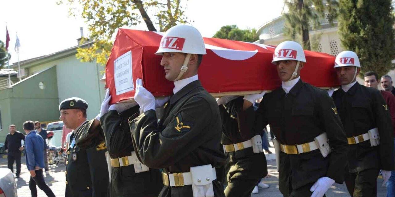 Kore Gazisi son yolculuğuna askeri törenle uğurlandı