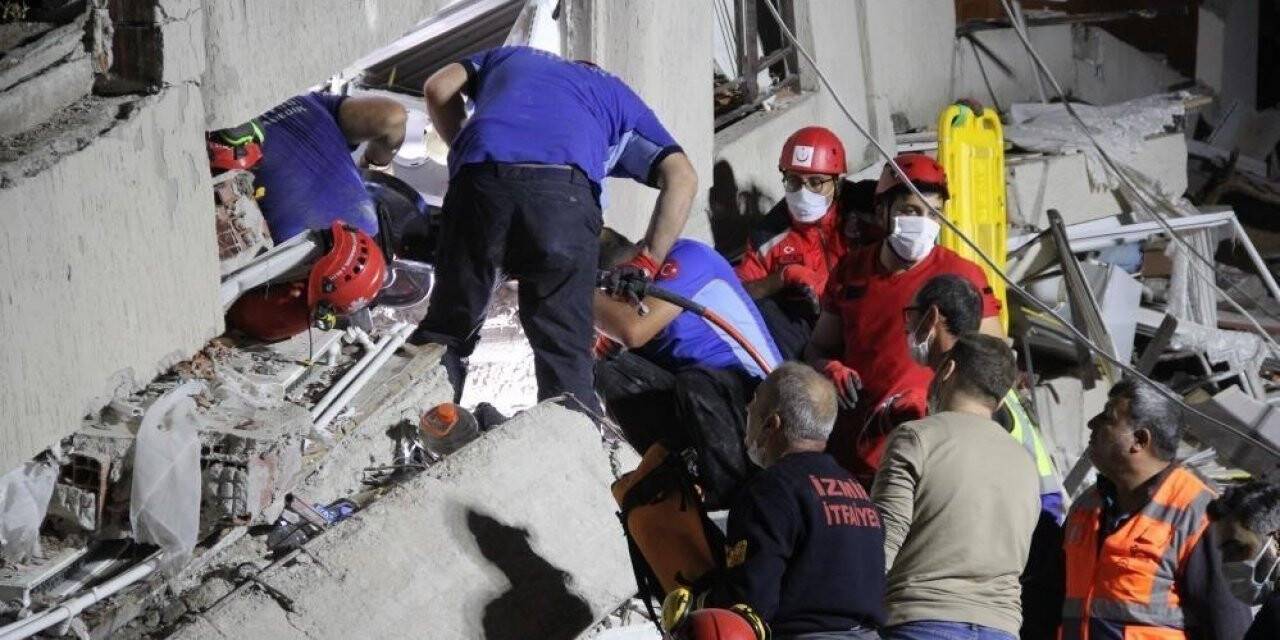 Depremde 30 kişiye mezar olan apartmanın davasında karar için bilirkişi raporu beklenecek