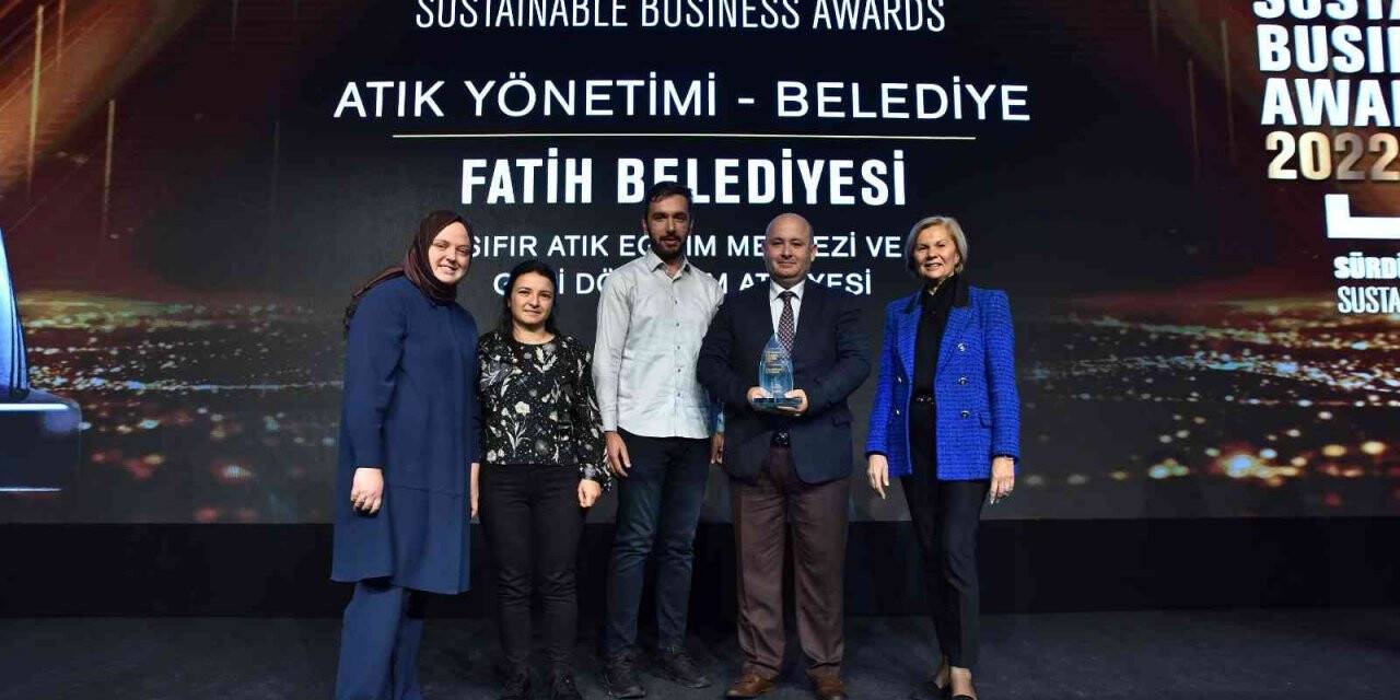 Fatih Belediyesi’nin atık çalışmalarına bir ödül daha