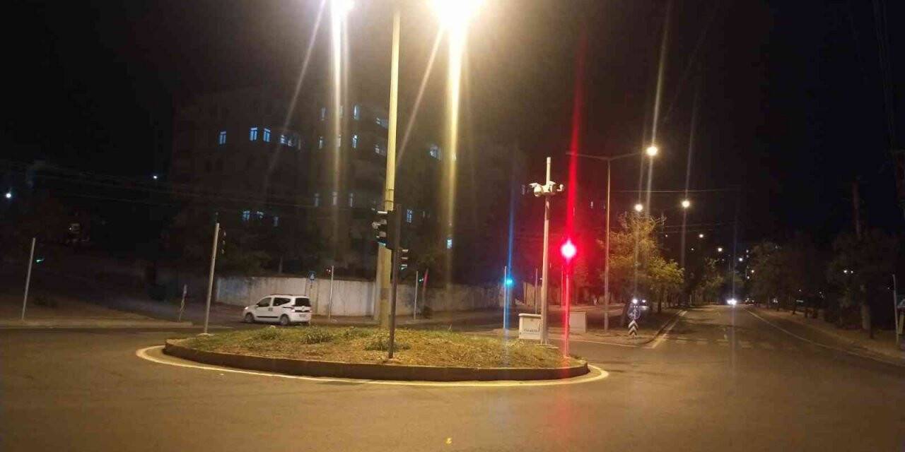 Pazarcık bir kez daha 4,3’lük depremle sallandı