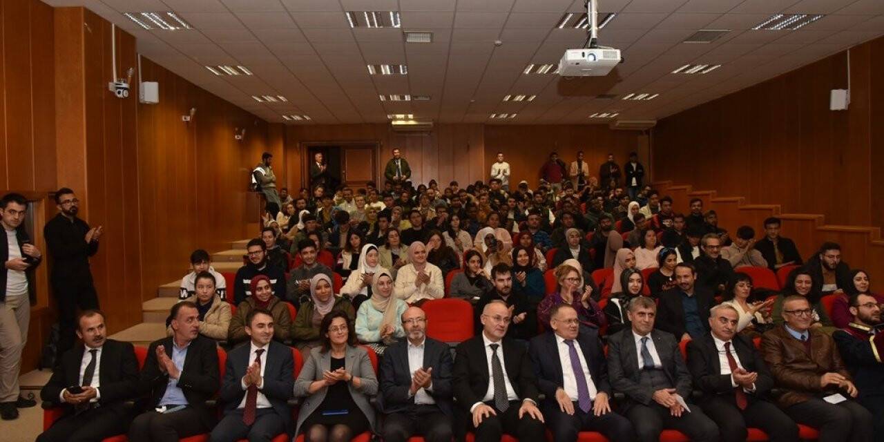 OMÜ’de yabancı uyruklu öğrencilere yönelik oryantasyon eğitimi