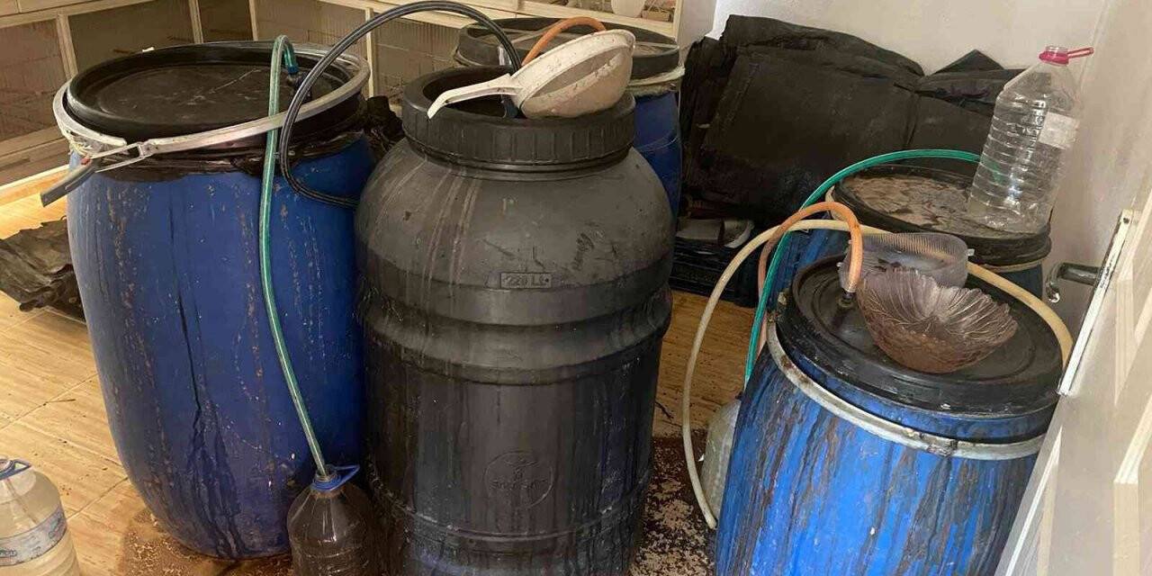 Manisa’da bağ evinde kaçak şarap ele geçirildi