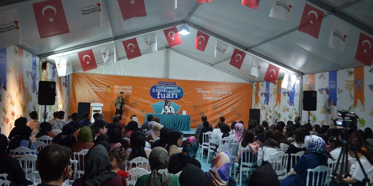 AK Parti Genel Başkan Yardımcısı Mustafa Şen: "Kitap okumayı bilmediğimiz için pek akılda kalmıyor"