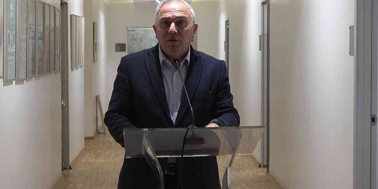 Fatih’te kültür sanat sezonu ‘Sıfır Noktasında’ resim sergisiyle açıldı