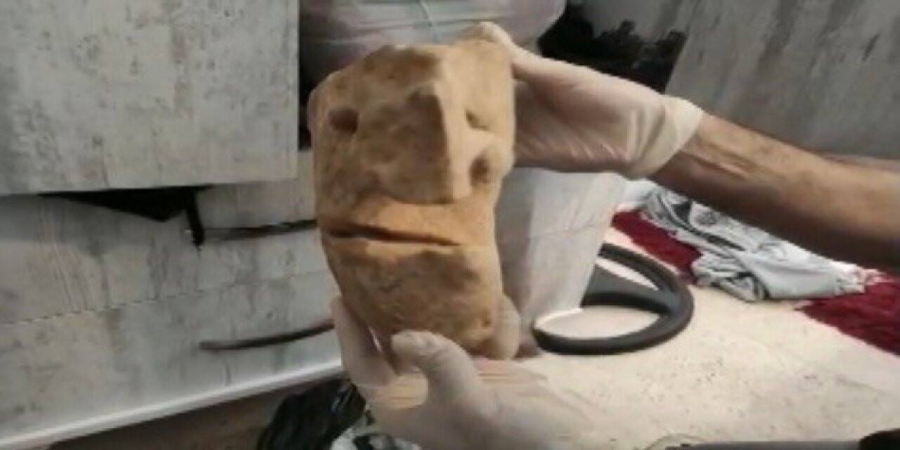 İzmir’de bin 85 adet tarihi eser ele geçirildi