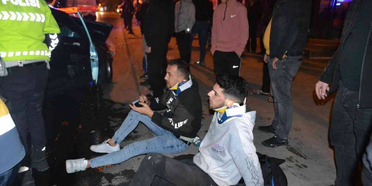 Tekirdağ’da iki araç kafa kafaya çarpıştı: 5 yaralı