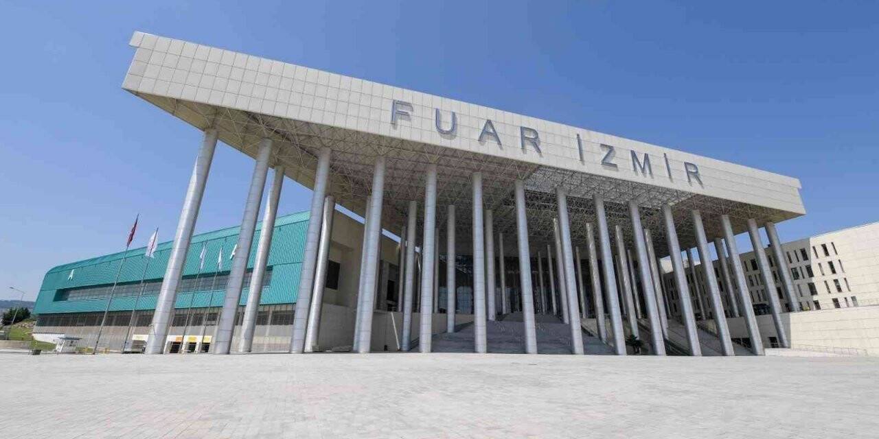 İzmir’in yeni kitap fuarı İZKİTAP açılıyor