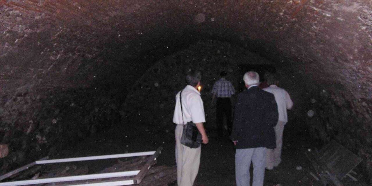 Çöplüğünden Herkül, evlerin altından tünel çıkan kent: "İzmit"