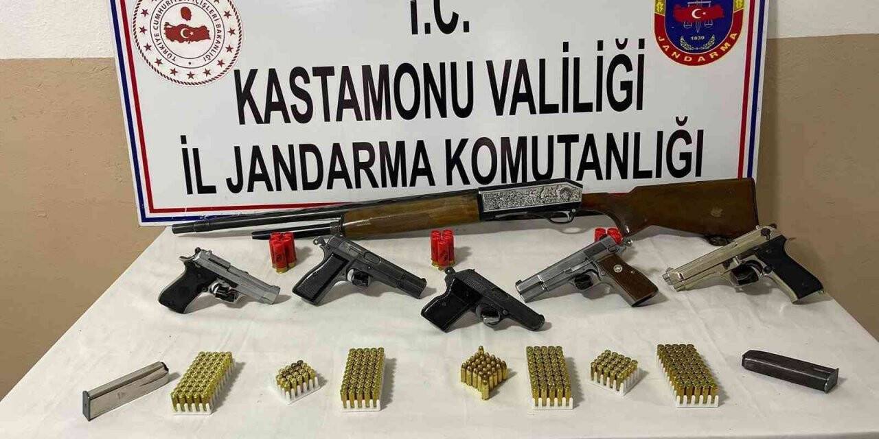 Kastamonu’da kaçak silah operasyonu: 2 gözaltı