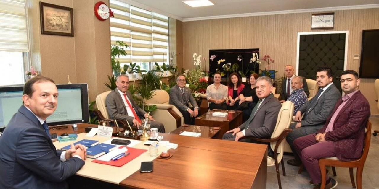 Türk Sağlık Sen Genel Başkan Yardımcıları Manisa’da temaslarda bulundu