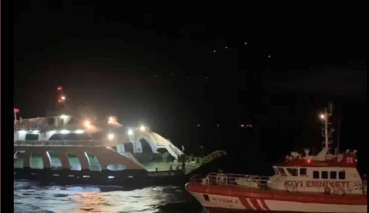 Kapıdağ yarım adası açıklarında feribot sürüklendi