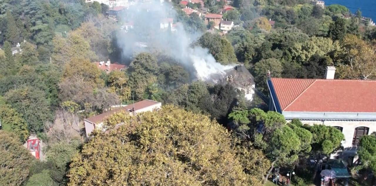 Boğaziçi Üniversitesi’nde yangın: Söndürme çalışmaları dron ile görüntülendi