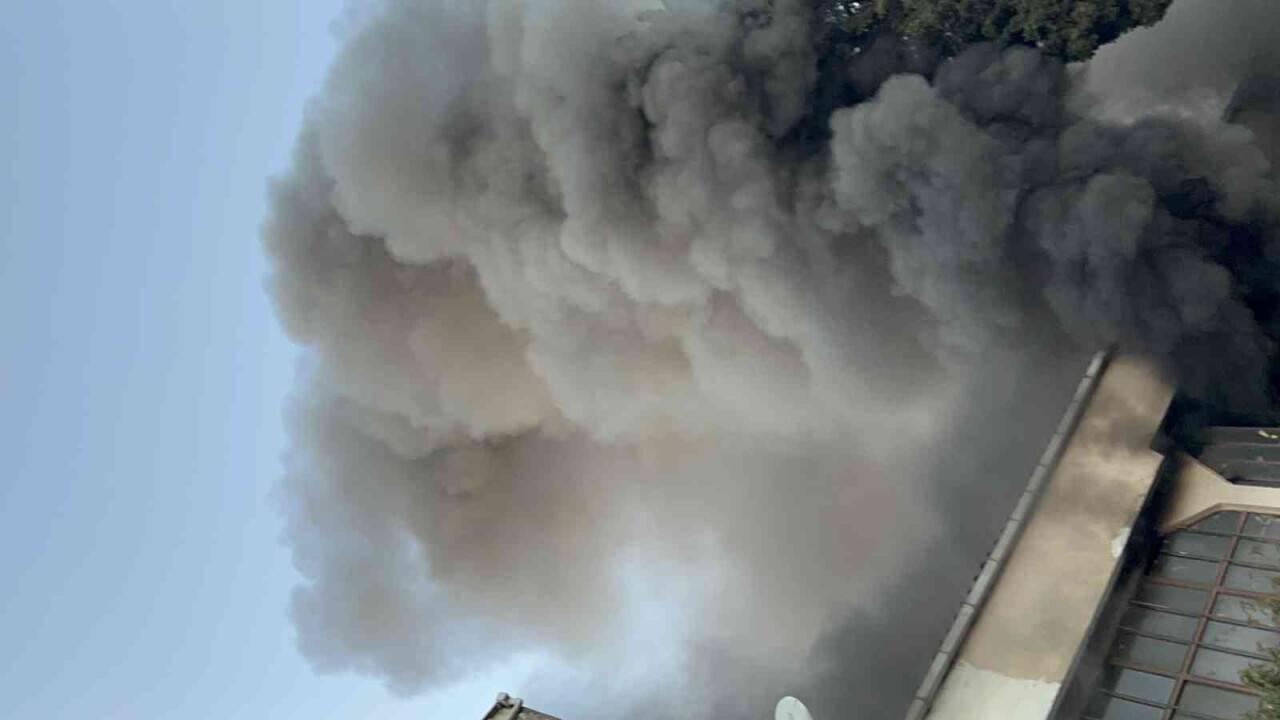 Pendik’te krom kaplama imalathanesinde korkutan yangın