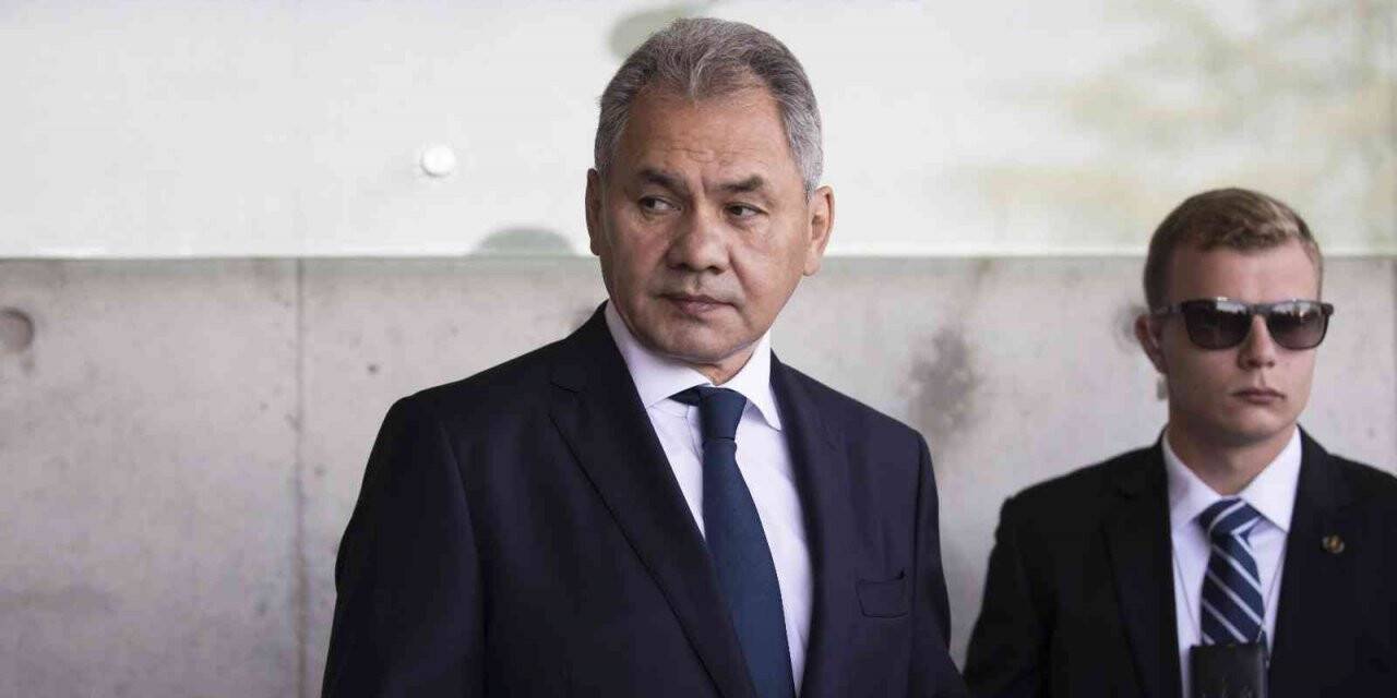 Rusya Savunma Bakanı Şoygu’dan, İngiliz ve Fransız mevkidaşlarına “kirli bomba” uyarısı
