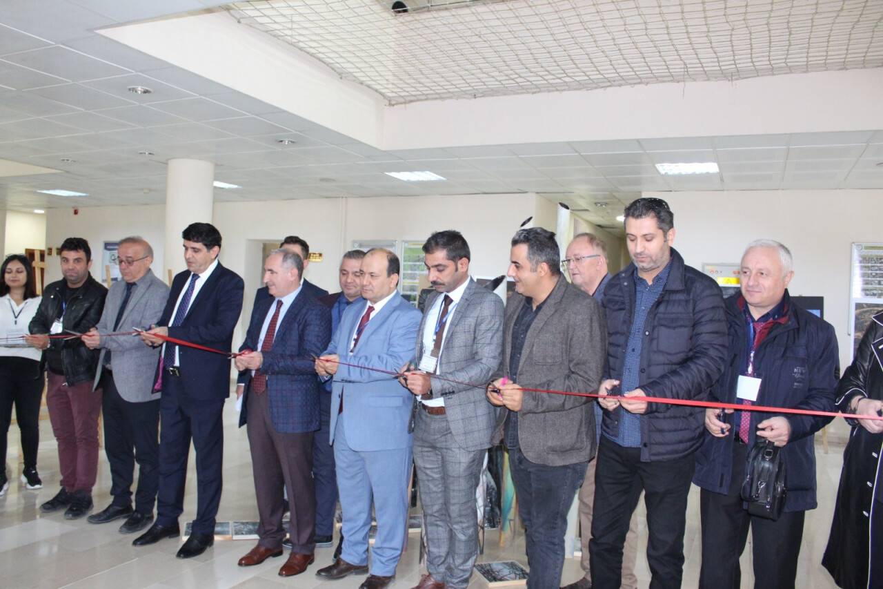 “Ağrı Dağı’nın Gölgesinde” resim sergisi düzenlendi