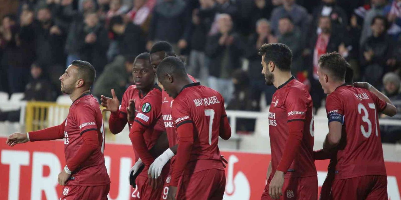 Sivasspor: 3 - CFR Cluj: 0