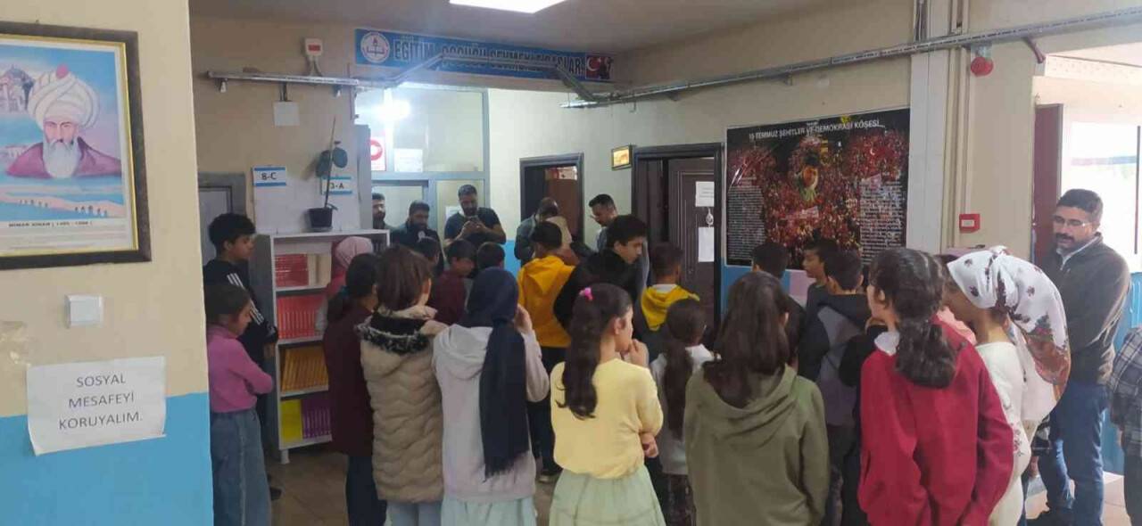 Hayırseverler destek verdi 246 ihtiyaç sahibine mont ve bot desteği sağlandı