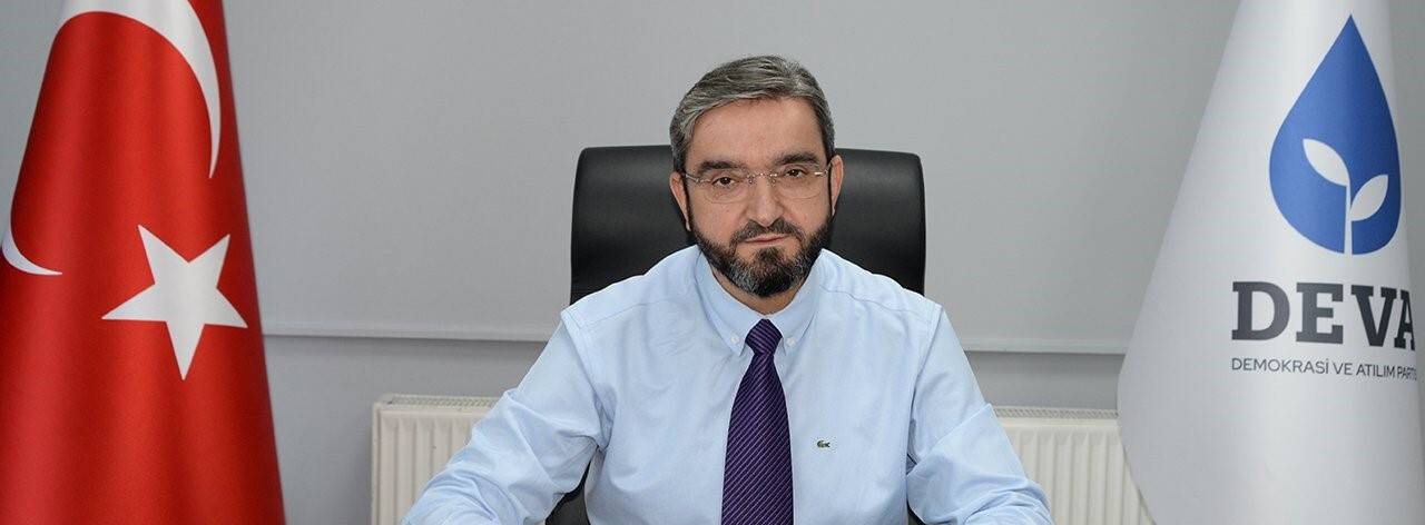 Karaca: "Cumhuriyet rejimini yücelten en önemli değerlerden biriside, katılımcılıktır”