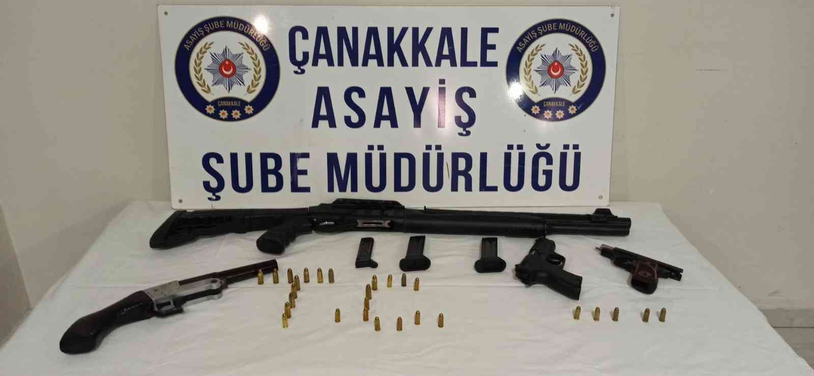 Çanakkale’de uyuşturucu operasyonu: 30 gözaltı