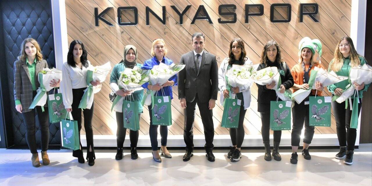 Kadın taraftarlar ağırlandı