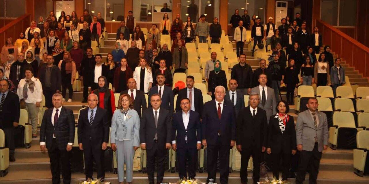 ERÜ’de Mimari Taş Oymacılığı Programı Çoğaltıcı Etkinliği düzenlendi