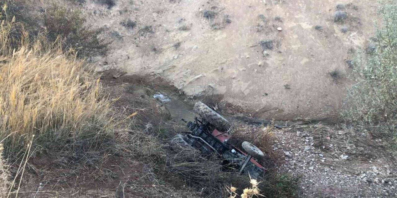 Traktörün altında kalan şahıs kaybetti