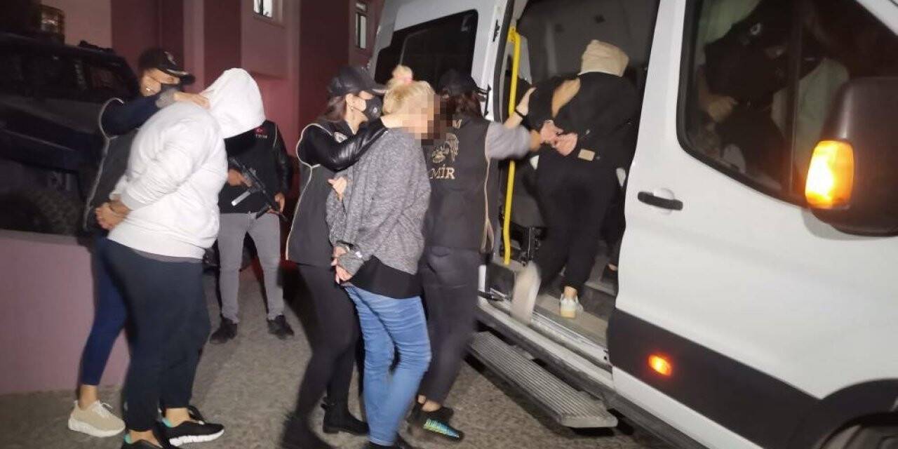 İzmir’de teröristin saklanmasına yardımcı olan 4 şüpheliye tutuklama