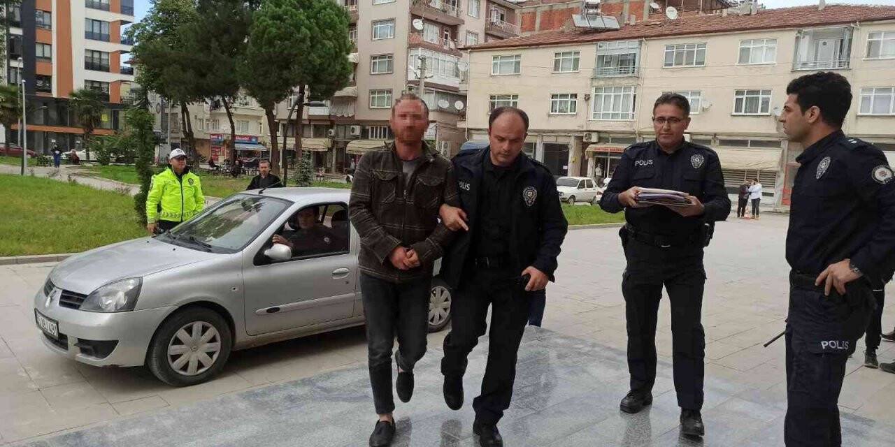 6 milyon değerinde altın ve döviz çalan şahıslar tutuklandı