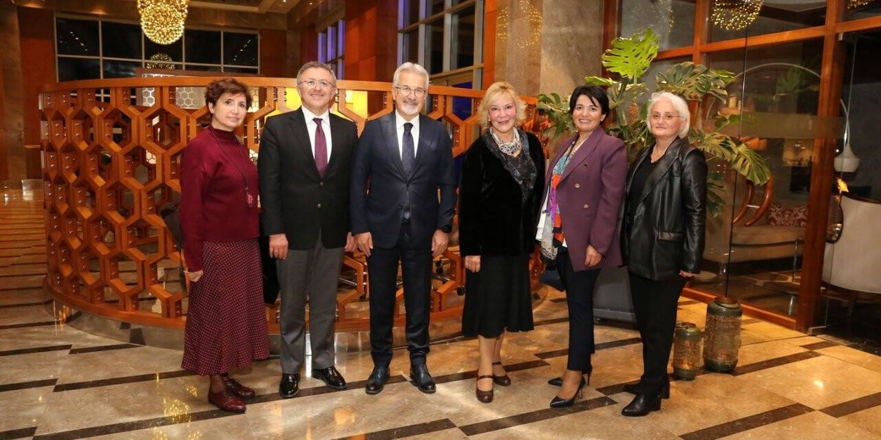 Müzik Enstrümanları Müzesi sezonu Gülsin Onay ile açtı