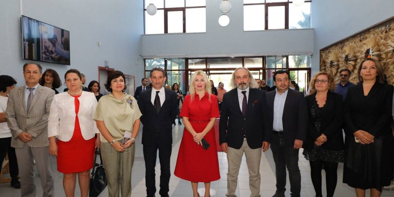 Akdeniz Üniversitesi’nde “Sonsuza Kadar Cumhuriyet” sergisi