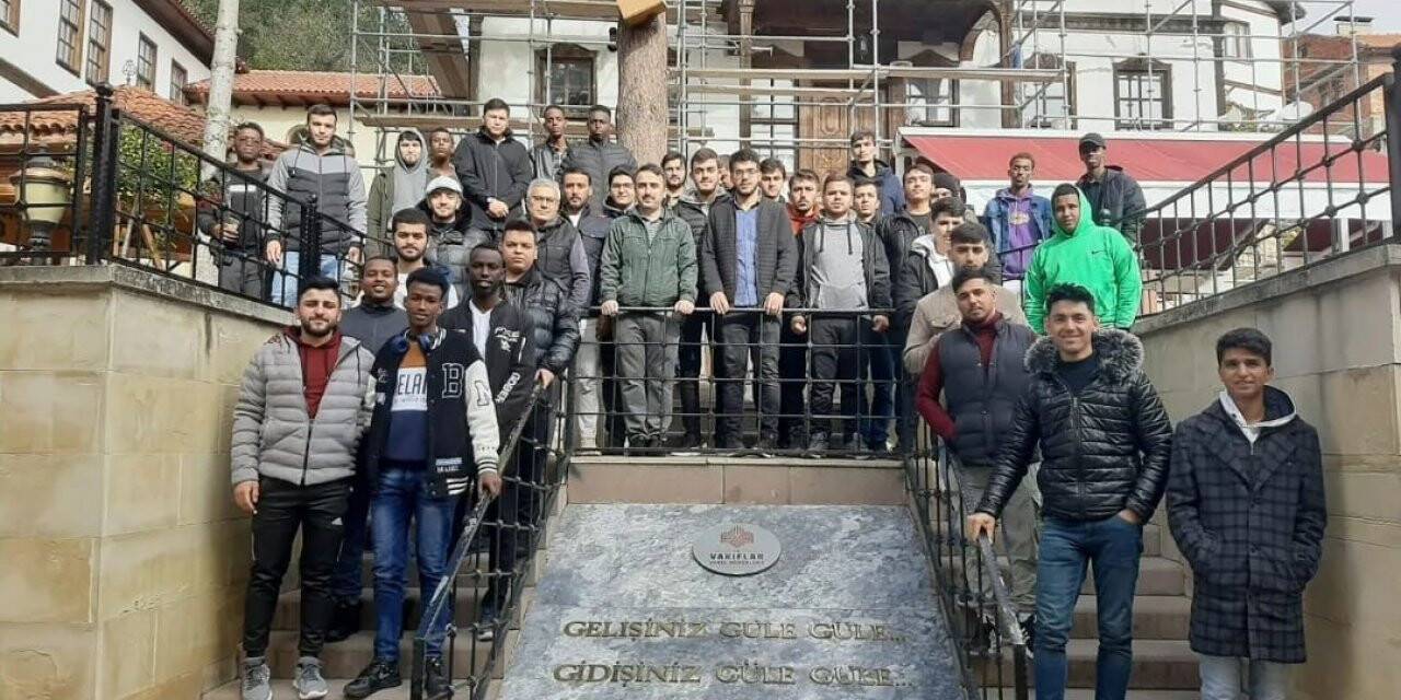 Sıla Öğrenci Yurdu’nda kalan öğrenciler Kastamonu’nun tarihi ve doğal güzellikleri tanıtıldı