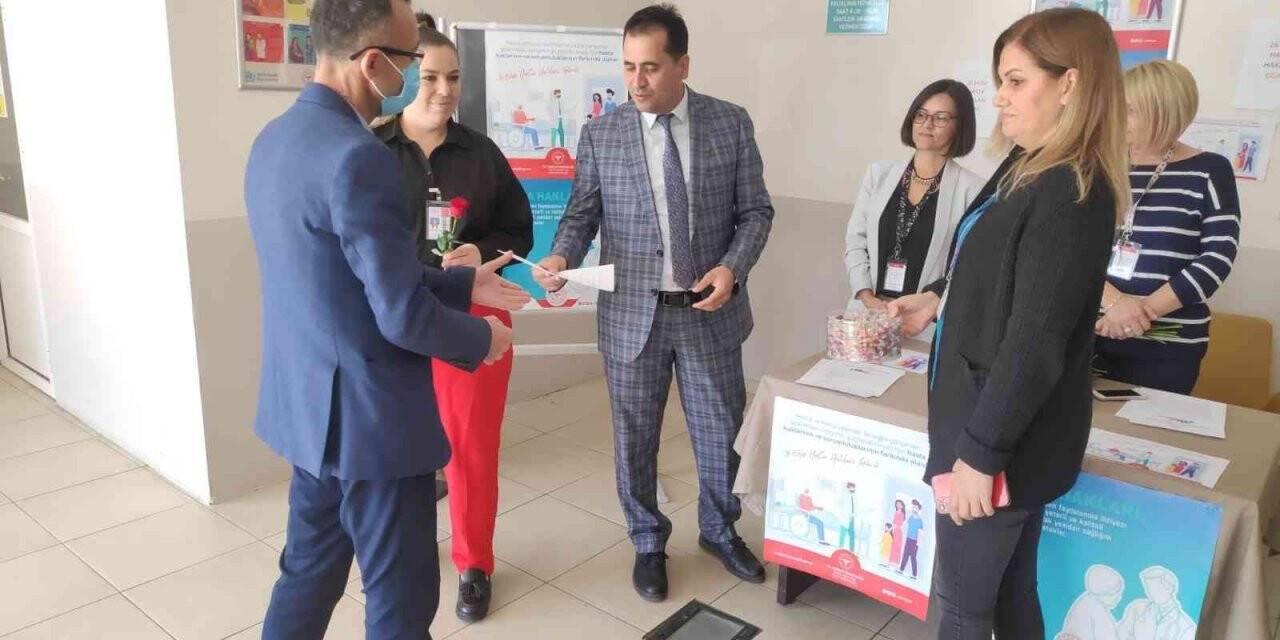 Hasta Hakları Günü’nde hastanede stant kuruldu