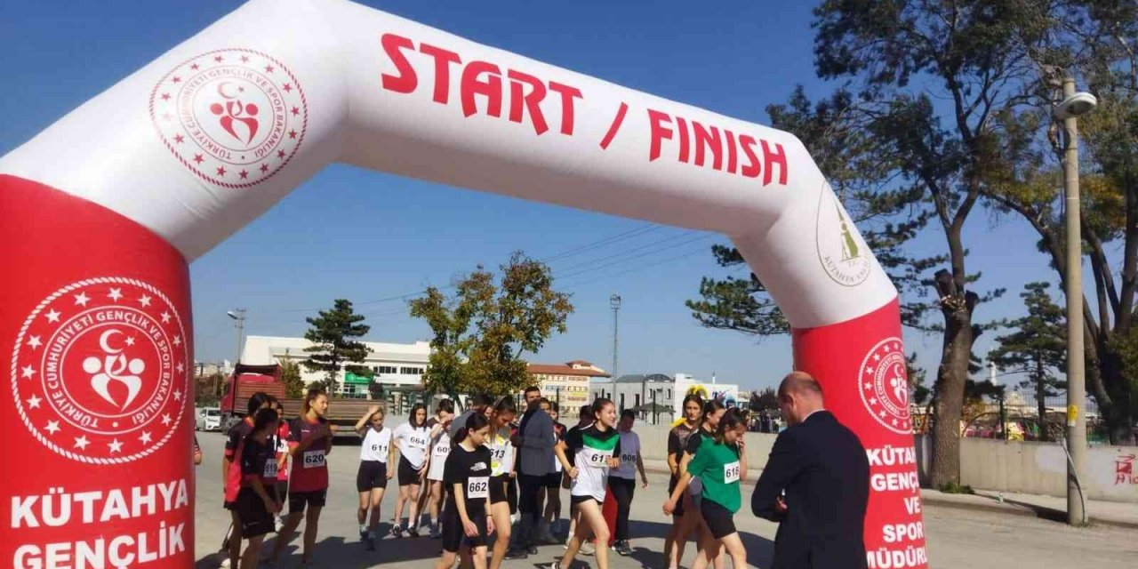 Gedizli sporculardan atletizm başarısı