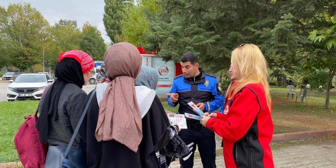 Elazığ’da polis, üniversite öğrencilerini bilgilendirdi
