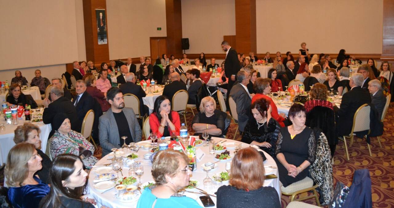 TSYD Meram Şubesi,  Cumhuriyet Bayramı'nı kutladı