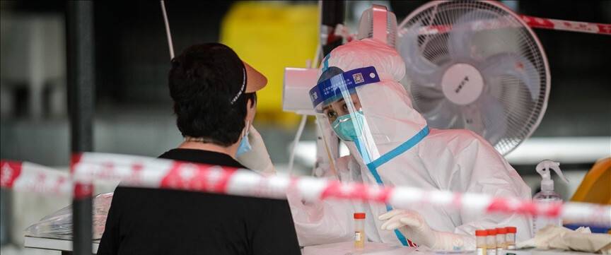 Çin’deki iPhone fabrikasında Covid-19 karantinasına alınan işçiler kaçtı