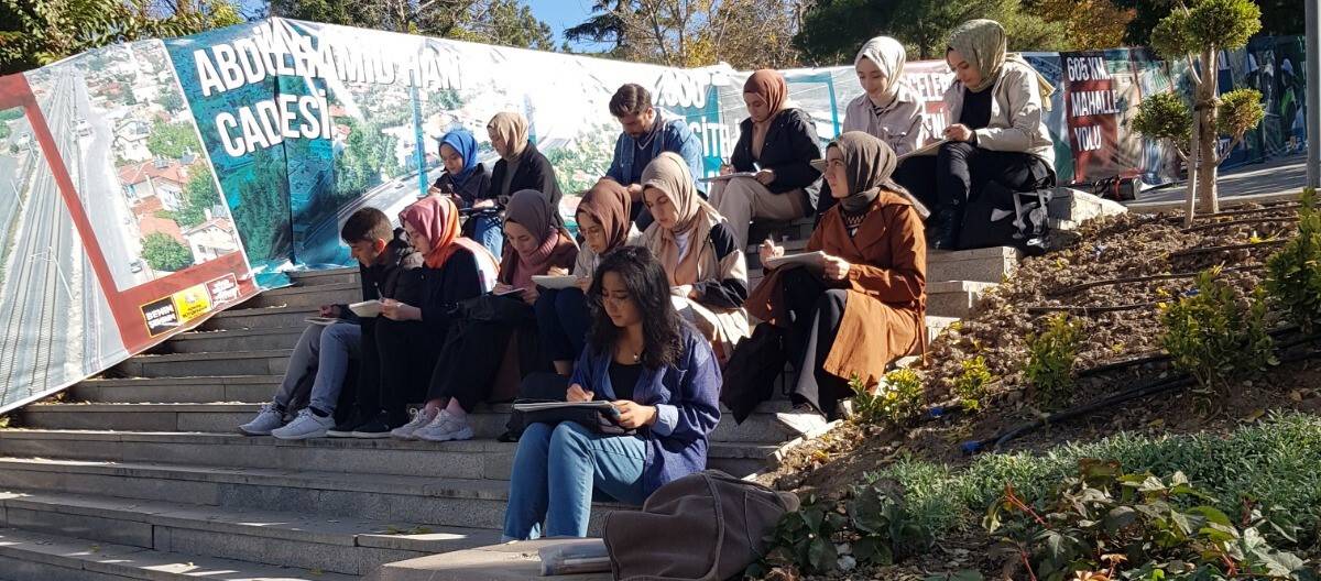 KMF 22’de katılımcılar şehri adımladı