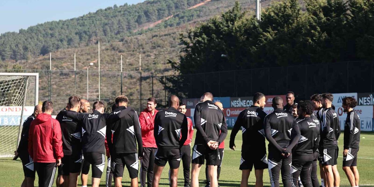 Beşiktaş, derbi hazırlıklarını sürdürdü