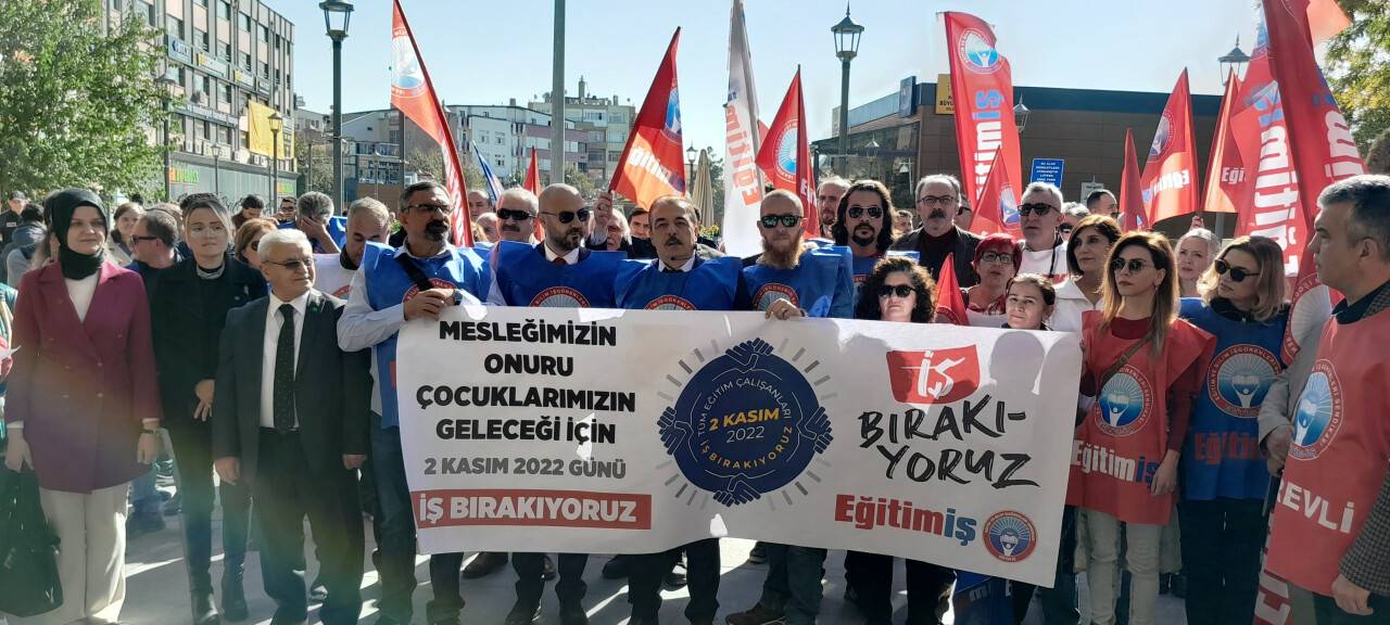 14 eğitim sendikasından iş bırakma eylemi