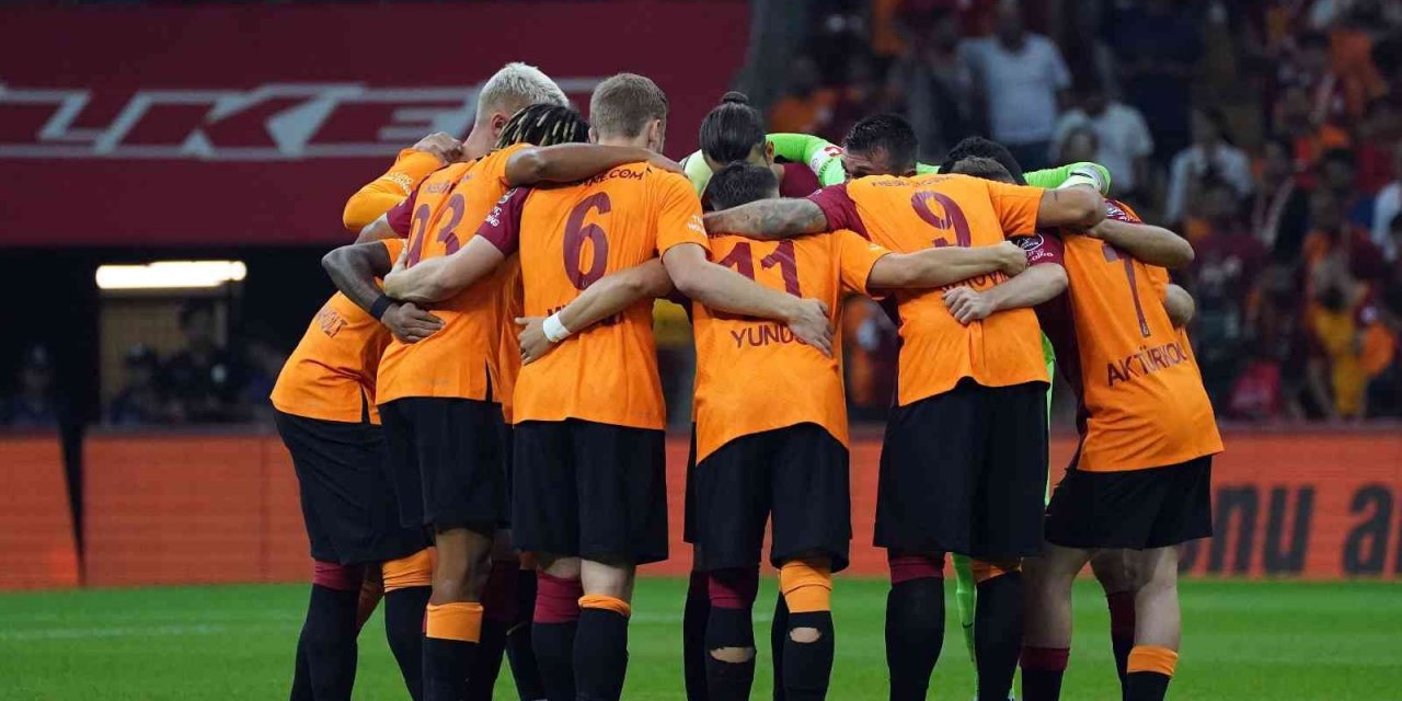 Galatasaray’da derbide hedef 3 puan