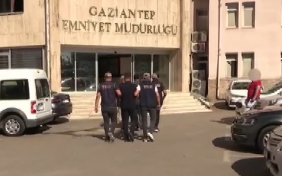 Gaziantep’te FETÖ operasyonunda 5 kişi gözaltına alındı