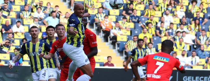 Fenerbahçe ile Sivasspor  33.  kez karşılaşacak.