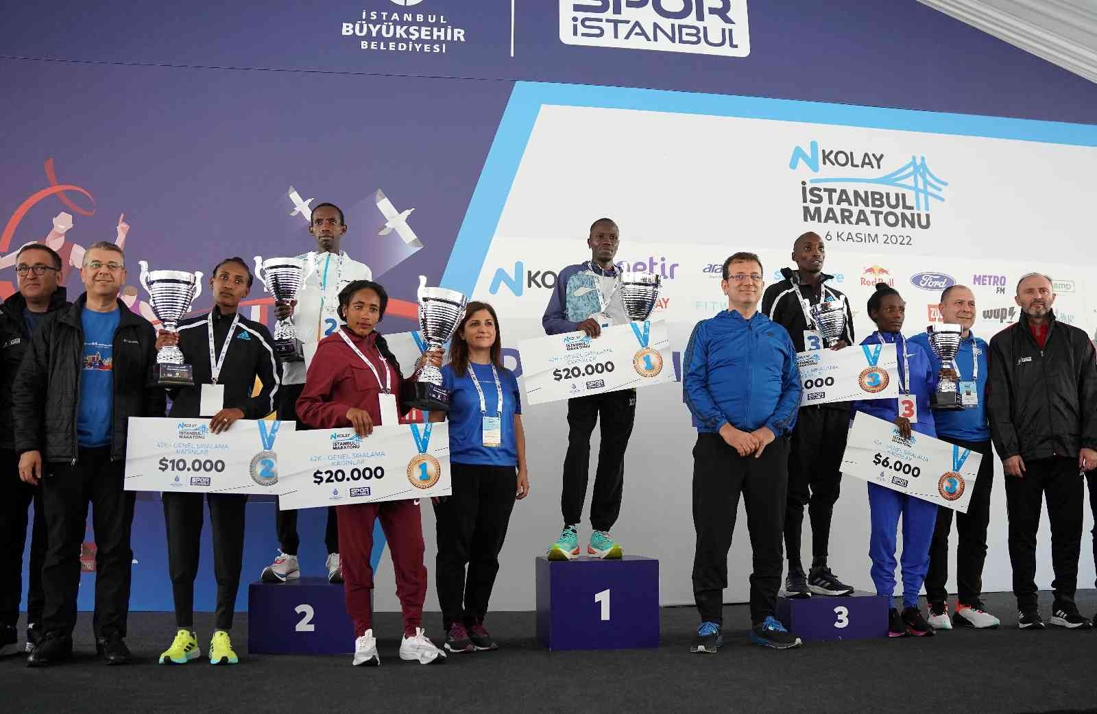 44. İstanbul Maratonu’nda kazananlar ödüllerini aldı