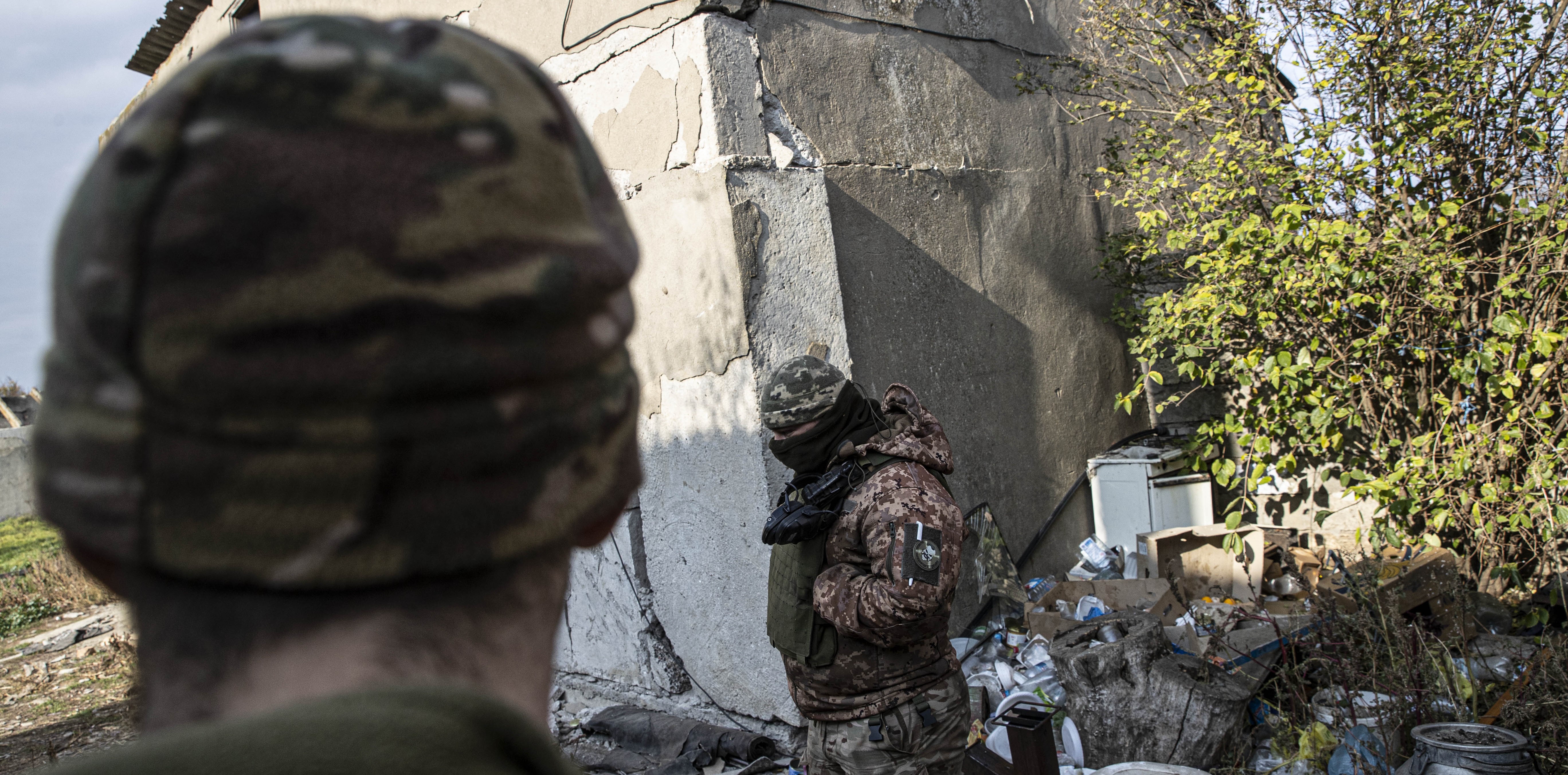 Donetsk'teki demir yolları yönetim binası Ukrayna güçlerince vuruldu