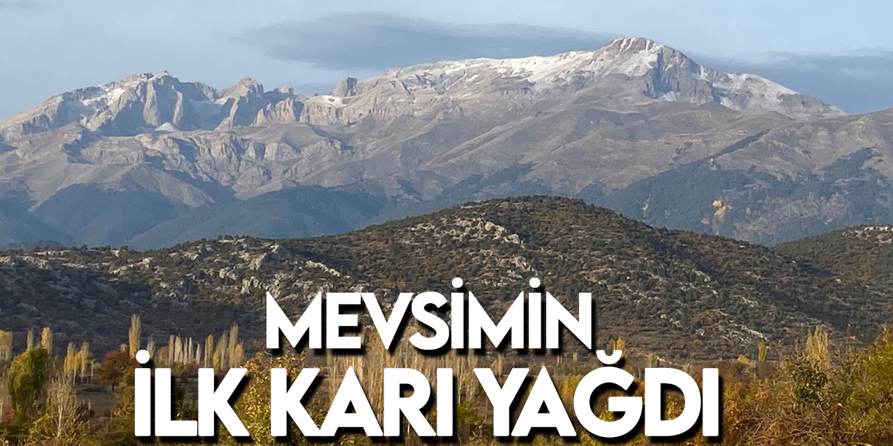 Konya'da Anamas Dağı'nın Dedegöl zirvesine mevsimin ilk karı yağdı