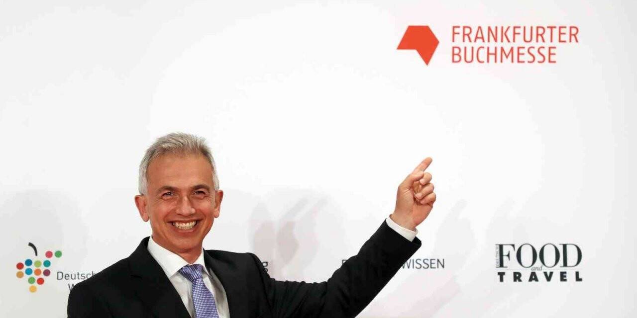 Eşine torpil yapmakla suçlanan başkan görevden alındı