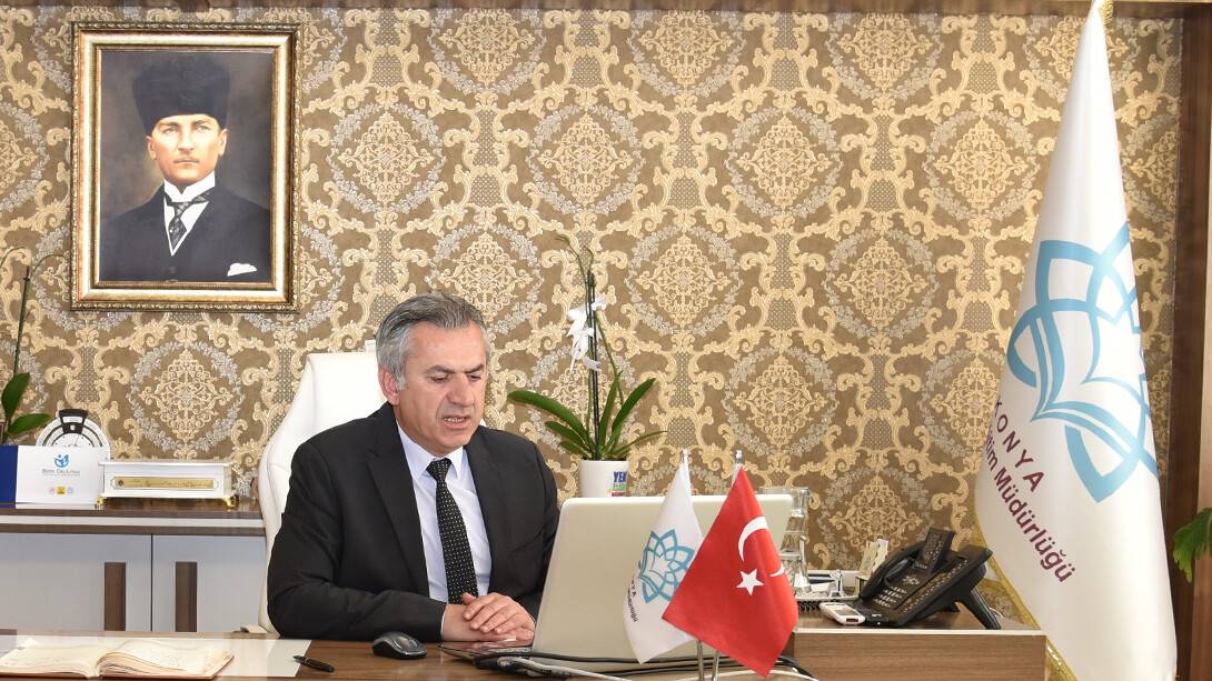 İl Millî Eğitim Müdürü Murat Yiğit Konya'da 1618 okul müdürü ile çevrim içi toplantı yaptı