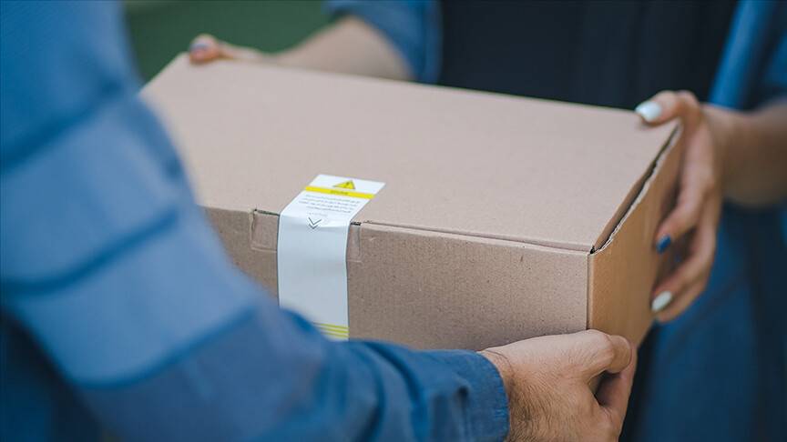 İnternetten satışa çıkardıkları kulaklığı göndermeyince 3 yıl ceza aldılar