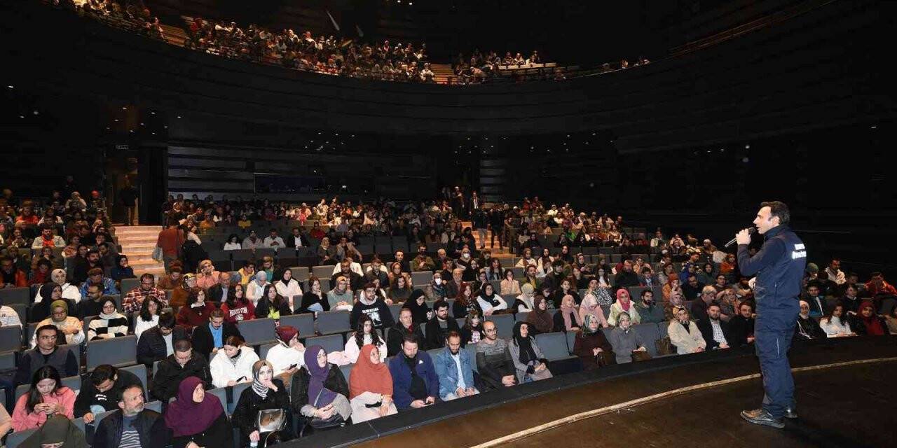 Konya Şehir Tiyatrosu’ndan deprem tatbikatına destek
